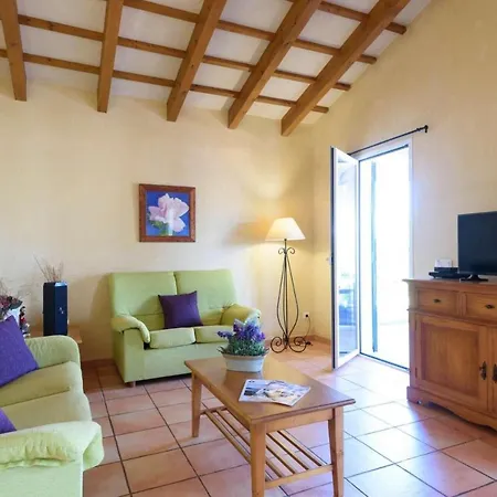 Villa Sullastres
